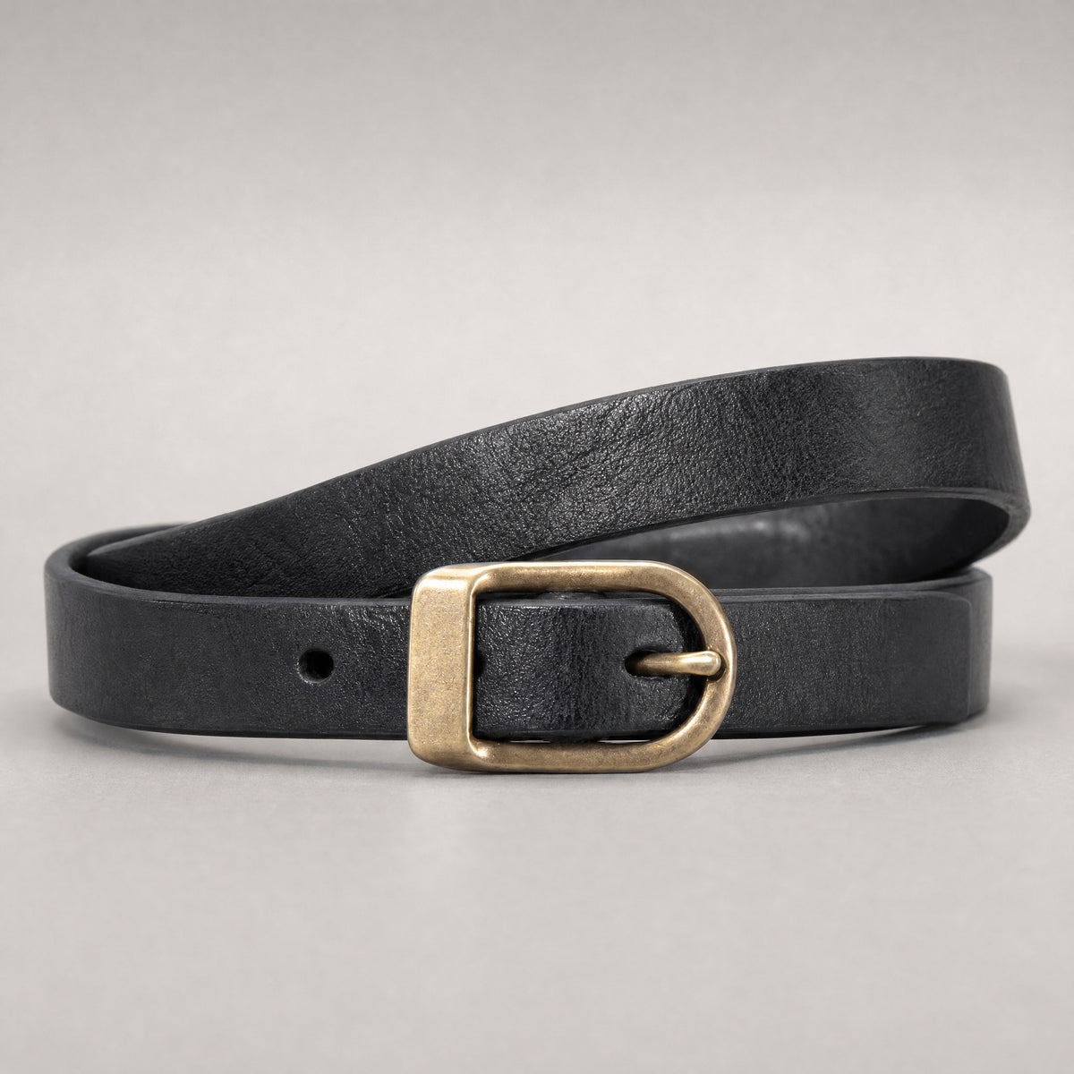 Baird Slim Full-Grain Leather Belt in Black
