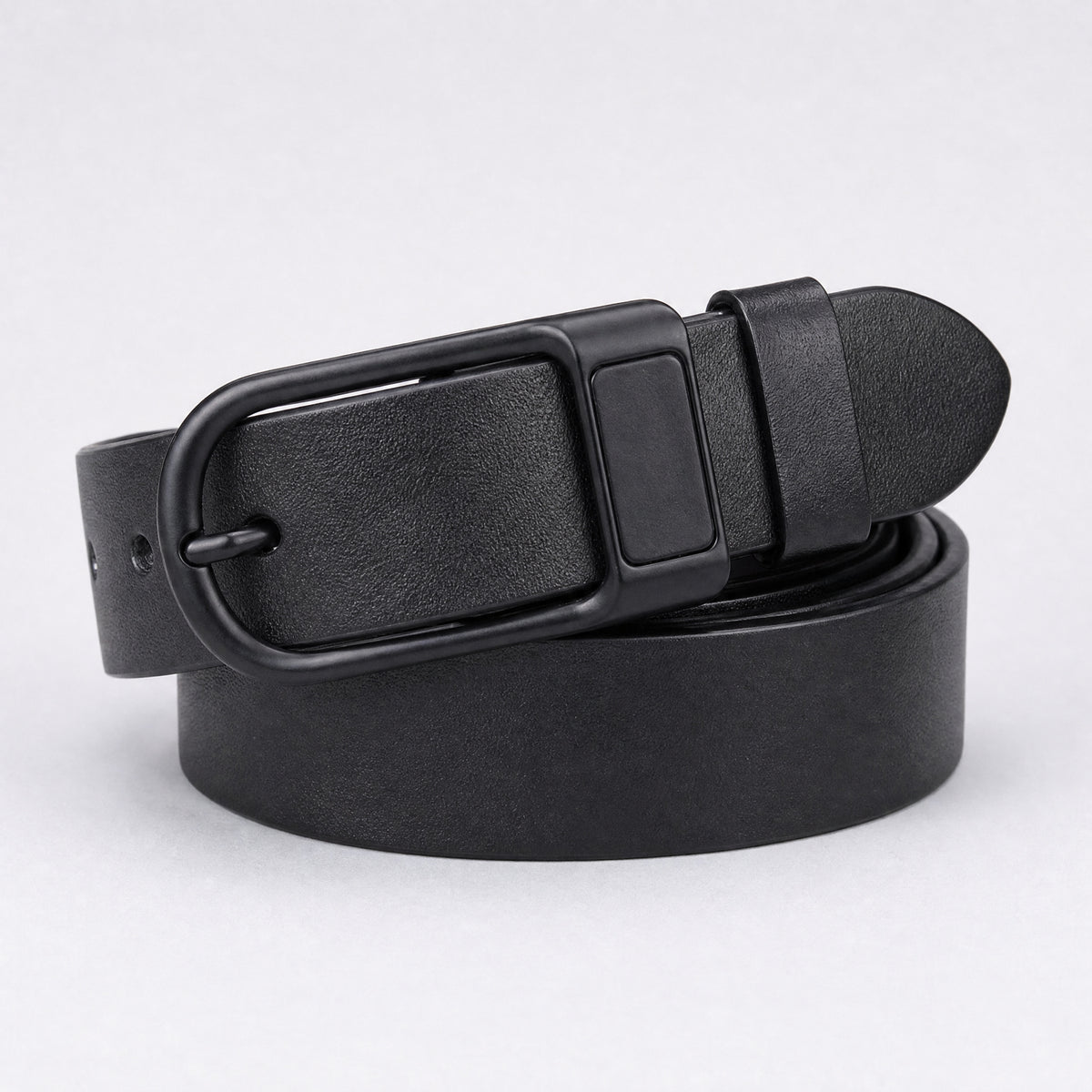Bruceville Full-Grain Leather Belt in Black Black