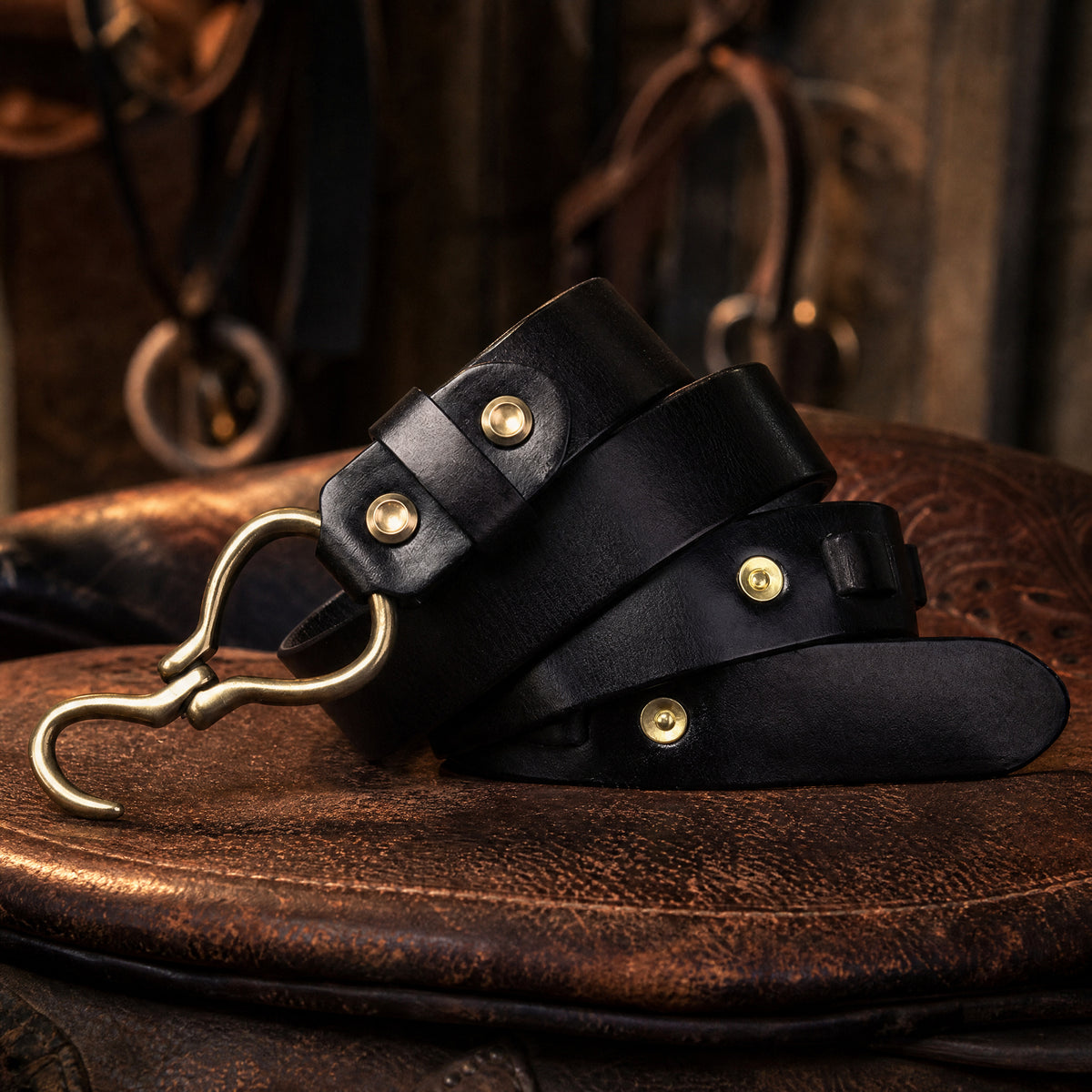 Coleman Heavy-Duty Full-Grain Leather Belt in Black
