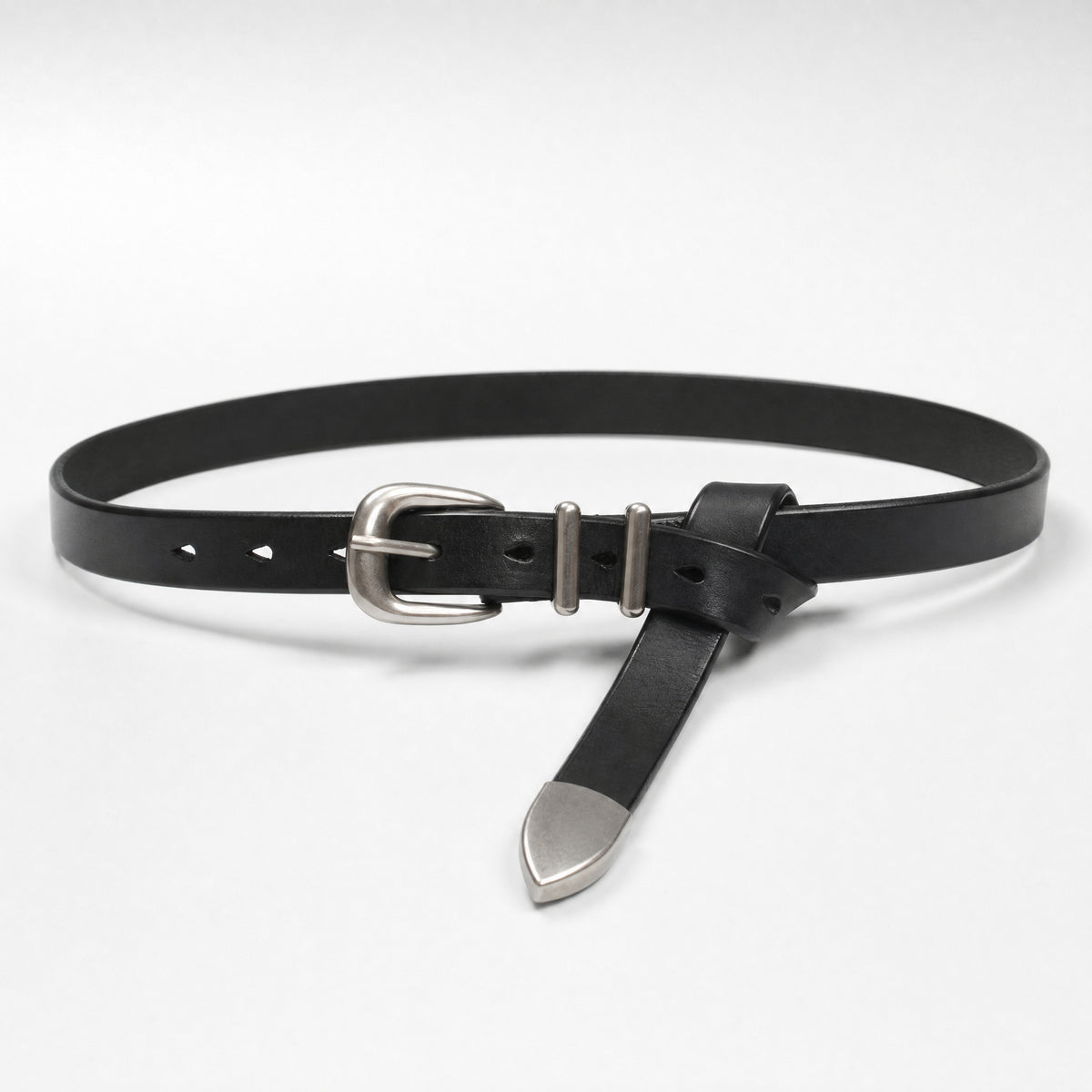 Pearsall Slim Full-Grain Leather Belt in Black
