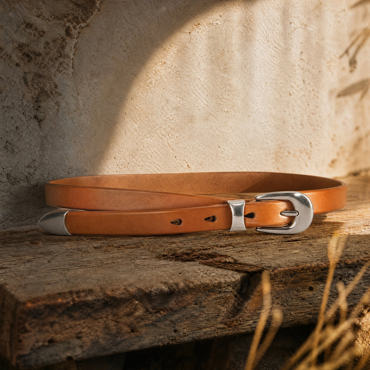 Shackelford Slim Full-Grain Leather Belt in Tan